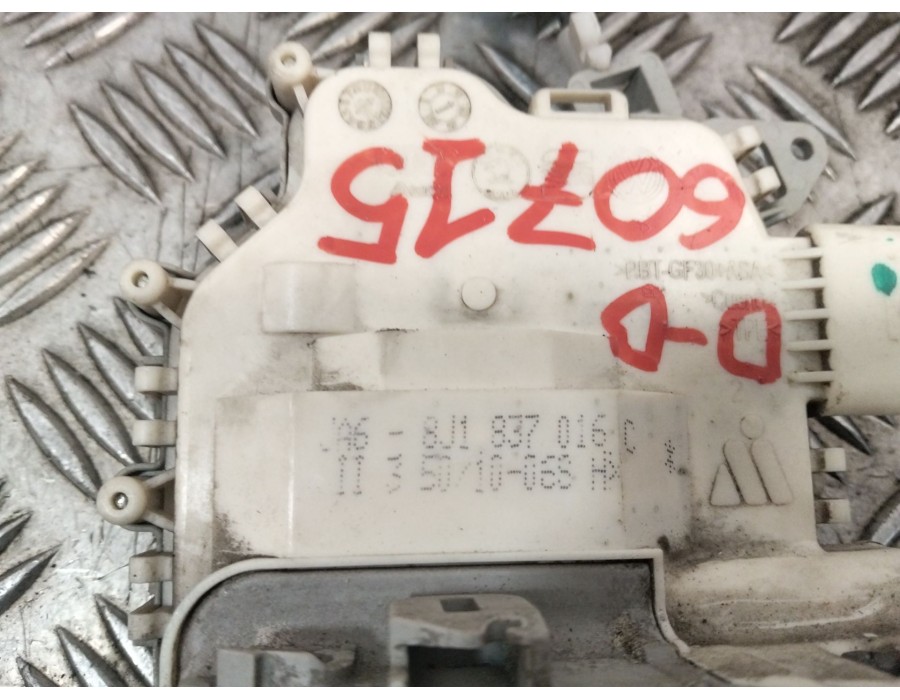 Recambio de cerradura puerta delantera derecha para audi a1 (8x1, 8xk) 1.6 tdi referencia OEM IAM 5N1837016M 8J1837016C 