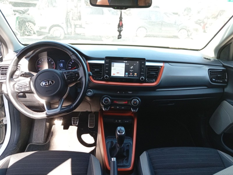 kia stonic (yb) del año 2017