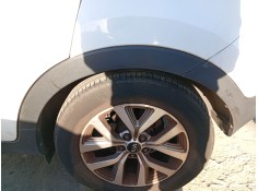 Recambio de paso de rueda trasero izquierdo para kia sportage iii (sl) 1.7 crdi referencia OEM IAM 868213U000  