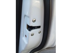 Recambio de cerradura puerta trasera derecha para kia sportage iii (sl) 1.7 crdi referencia OEM IAM 814203U000  