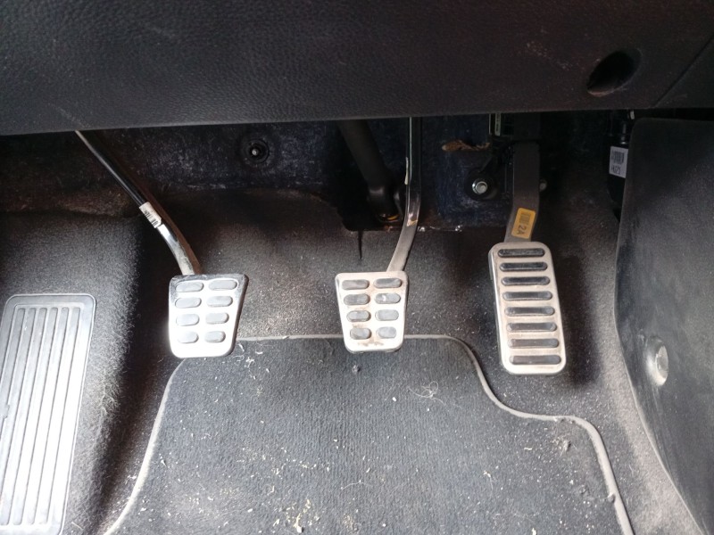 Recambio de pedal acelerador para kia stonic (yb) 1.0 t-gdi referencia OEM IAM 32700F2310  