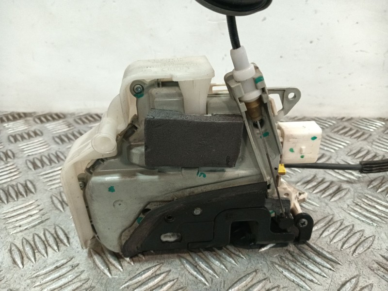 Recambio de cerradura puerta delantera izquierda para audi a1 (8x1, 8xk) 1.6 tdi referencia OEM IAM 5N1837015M 8J1837015C 