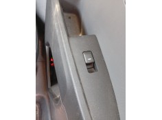 Recambio de mando elevalunas trasero izquierdo para kia sportage iii (sl) 1.7 crdi referencia OEM IAM 93580W000WK  