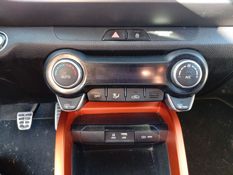 Recambio de mando climatizador para kia stonic (yb) 1.0 t-gdi referencia OEM IAM 97250H8420  
