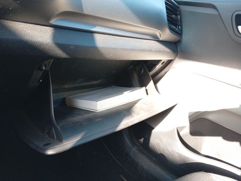 Recambio de guantera para kia stonic (yb) 1.0 t-gdi referencia OEM IAM   