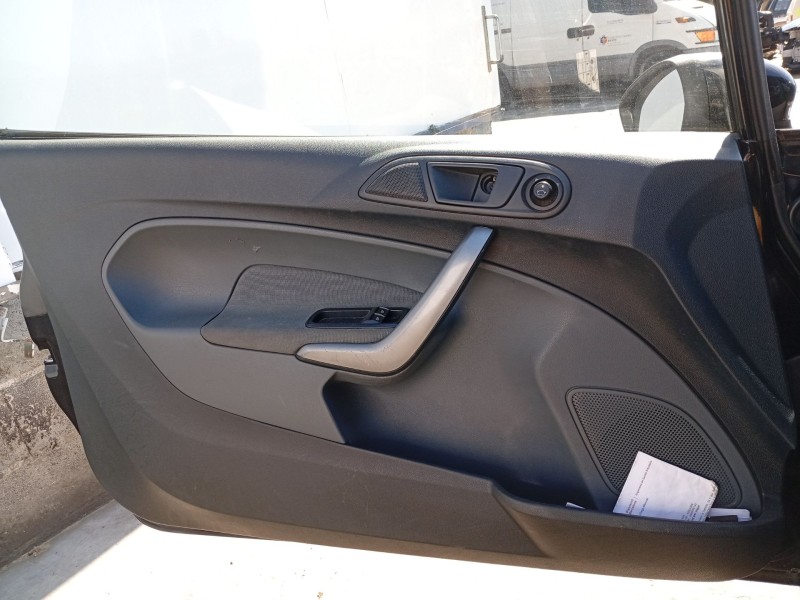 Recambio de guarnecido puerta delantera izquierda para ford fiesta vi (cb1, ccn) 1.4 tdci referencia OEM IAM   