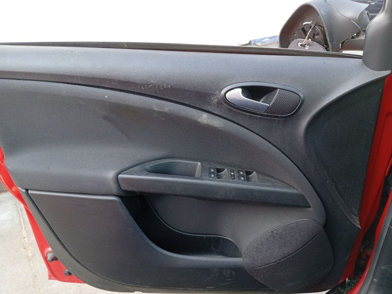 Recambio de guarnecido puerta delantera izquierda para seat altea xl (5p5, 5p8) 1.6 tdi referencia OEM IAM 5F9867113  