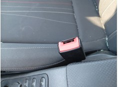 Recambio de enganche cinturon delantero derecho para seat altea xl (5p5, 5p8) 1.6 tdi referencia OEM IAM 5P0857756  