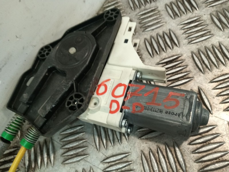 Recambio de elevalunas delantero derecho para audi a1 (8x1, 8xk) 1.6 tdi referencia OEM IAM 8X3837462A  