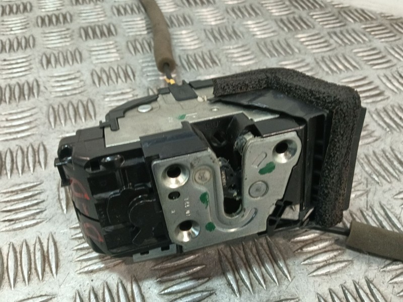 Recambio de cerradura puerta delantera derecha para renault kadjar (ha_, hl_) 1.6 dci 130 referencia OEM IAM 805014EA2B  