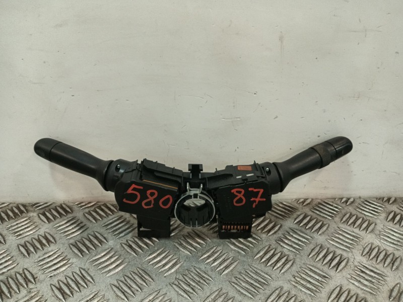 Recambio de mando multifuncion para toyota yaris (_p9_) 1.4 d-4d (nlp90_) referencia OEM IAM 17F1420D080  
