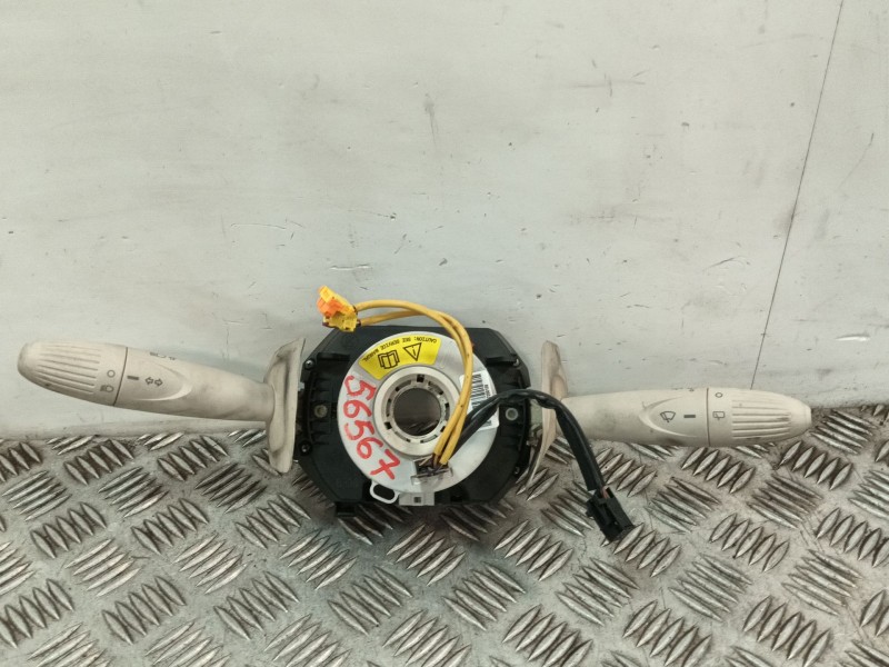 Recambio de mando multifuncion para fiat nuova 500 (150) 1.2 cat referencia OEM IAM 07354724640  