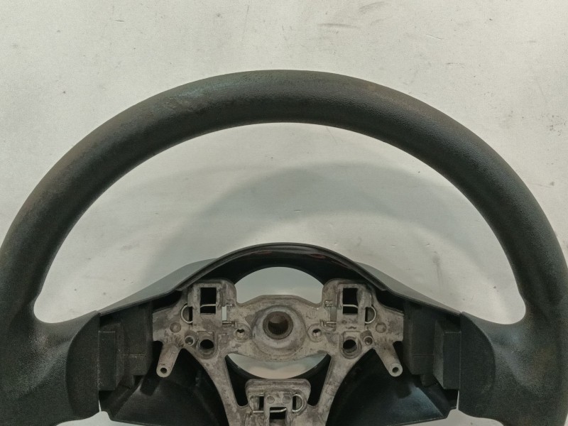 Recambio de volante para toyota yaris (_p9_) 1.4 d-4d (nlp90_) referencia OEM IAM 305232299FKA 3052322A3 