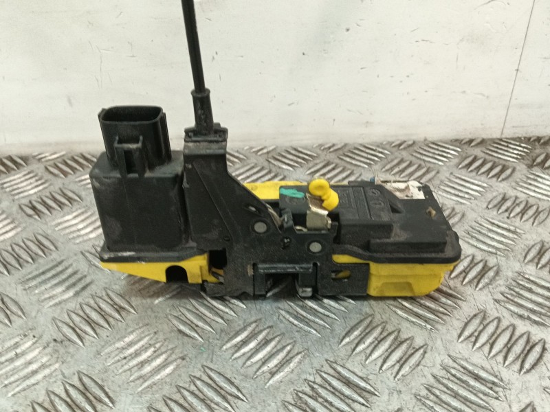 Recambio de cerradura puerta trasera derecha para volvo s60 i (384) d5 referencia OEM IAM 8626968  