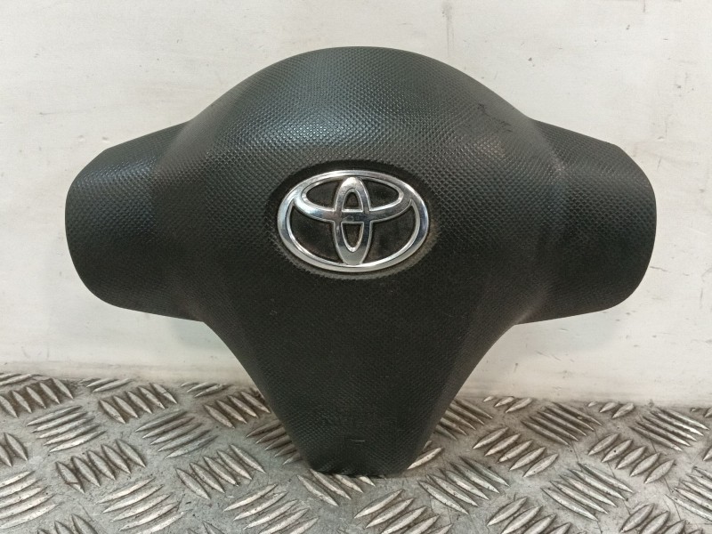 Recambio de airbag delantero izquierdo para toyota yaris (_p9_) 1.4 d-4d (nlp90_) referencia OEM IAM 451300D150G  