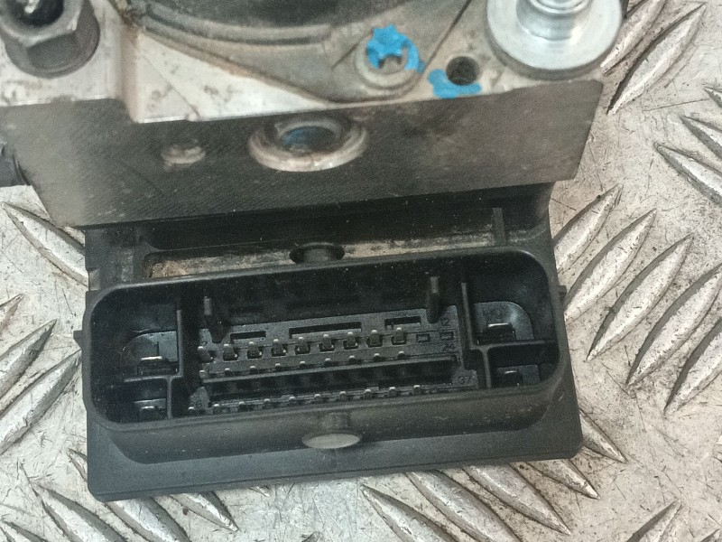 Recambio de abs para fiat 500 (312_) 1.2 (312axa1a) referencia OEM IAM 0265232840 51880815 
