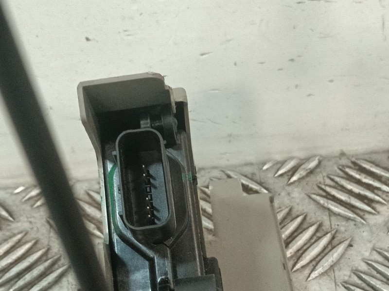 Recambio de cerradura puerta trasera izquierda para kia xceed (cd) 1.5 t-gdi mhev referencia OEM IAM 81410J7300  