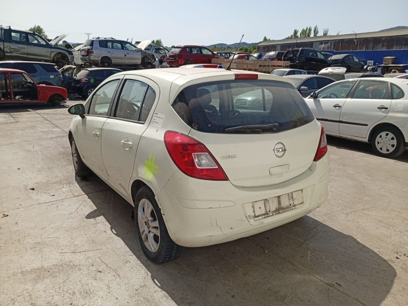 opel corsa d (s07) del año 2013