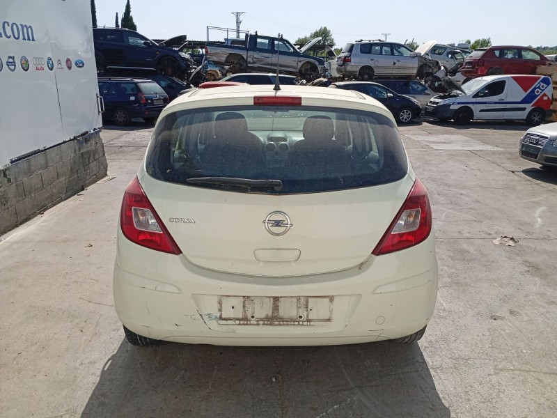 opel corsa d (s07) del año 2013
