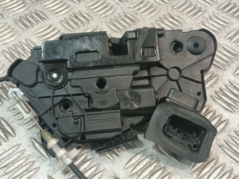 Recambio de cerradura puerta delantera izquierda para skoda yeti (5l) 1.2 tsi referencia OEM IAM 5K1837015H 5K1837015B 