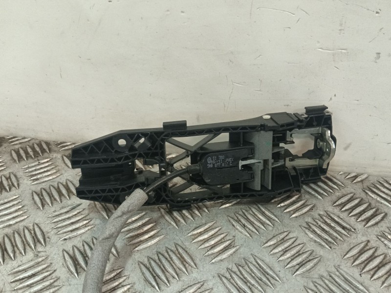 Recambio de cerradura puerta delantera izquierda para skoda yeti (5l) 1.2 tsi referencia OEM IAM 5K1837015H 5K1837015B 