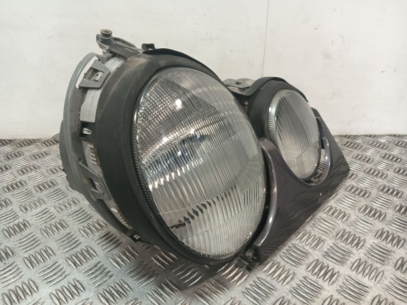 Recambio de faro derecho para mercedes-benz clase e (w210) e 280 (210.053) referencia OEM IAM 14434600  