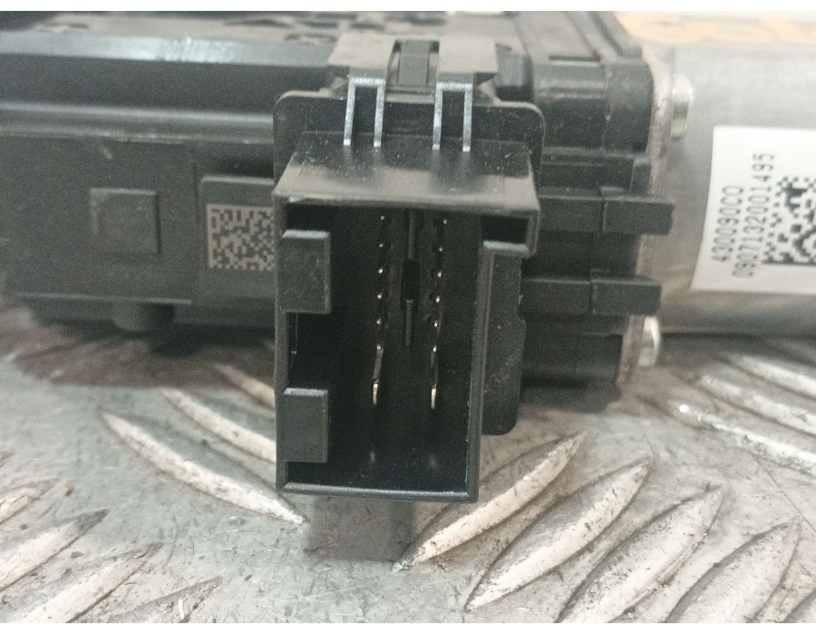 Recambio de motor elevalunas delantero derecho para seat ibiza iv (6j5, 6p1) 1.2 referencia OEM IAM 6R0959802B  