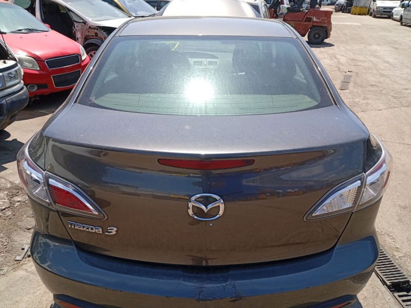 Recambio de porton trasero para mazda 3 sedán (bl) 1.6 mzr (bl12) referencia OEM IAM BBY96202XC  
