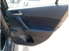 Recambio de guarnecido puerta trasera derecha para mazda 3 sedán (bl) 1.6 mzr (bl12) referencia OEM IAM BP4K68520  
