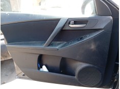 Recambio de guarnecido puerta delantera izquierda para mazda 3 sedán (bl) 1.6 mzr (bl12) referencia OEM IAM BR2A6846X  