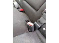 Recambio de enganche cinturon trasero izquierdo para mazda 3 sedán (bl) 1.6 mzr (bl12) referencia OEM IAM BHS257780A  