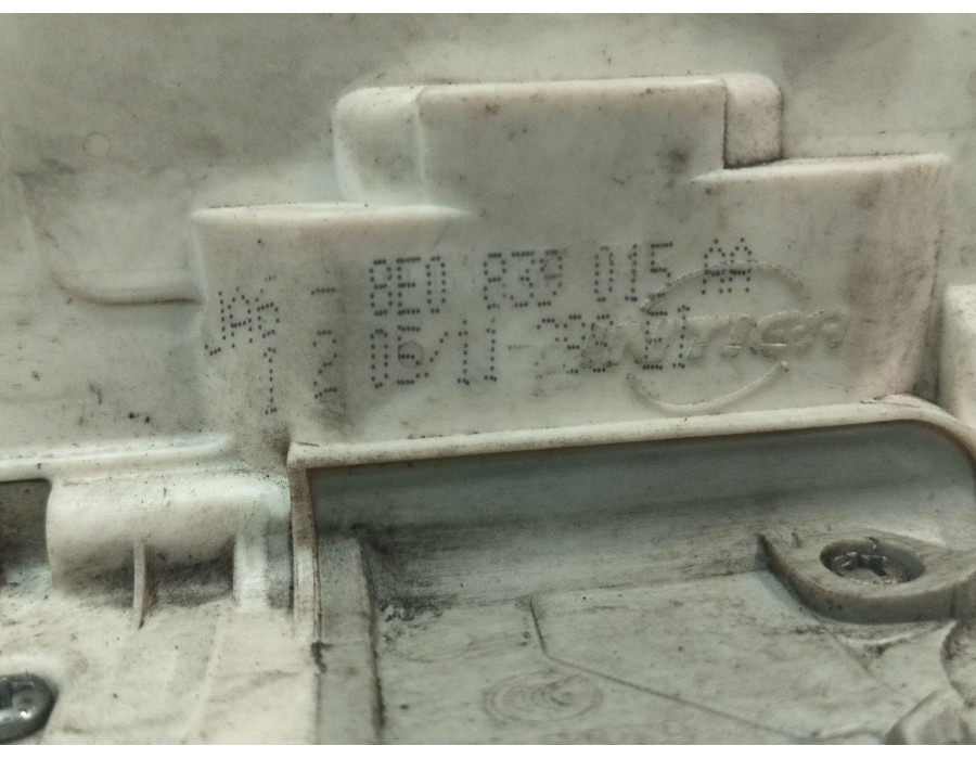 Recambio de cerradura puerta trasera izquierda para seat exeo st (3r5)(2009>) 2.0 tdi referencia OEM IAM 8E0839015AA  