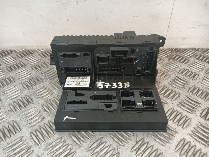 Recambio de caja fusibles para mercedes-benz clase e (w211) berlina 3.2 cdi cat referencia OEM IAM 2115453801  