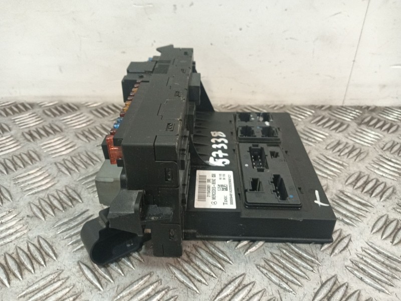Recambio de caja fusibles para mercedes-benz clase e (w211) berlina 3.2 cdi cat referencia OEM IAM 2115453801  