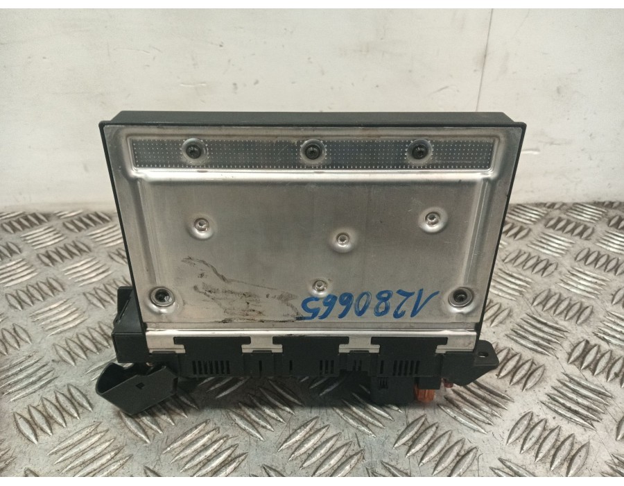 Recambio de caja fusibles para mercedes-benz clase e (w211) berlina 3.2 cdi cat referencia OEM IAM 2115453801  