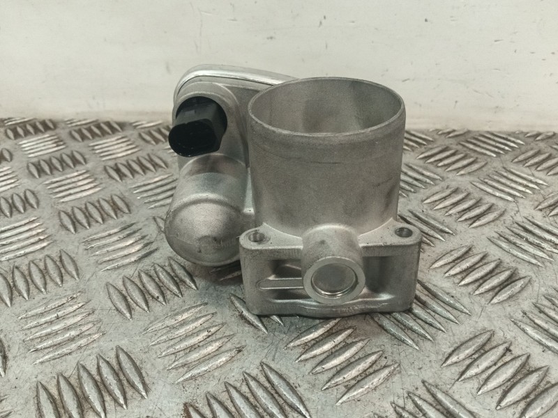 Recambio de caja mariposa para seat ibiza iii (6l1) 1.4 16v referencia OEM IAM 240640031  