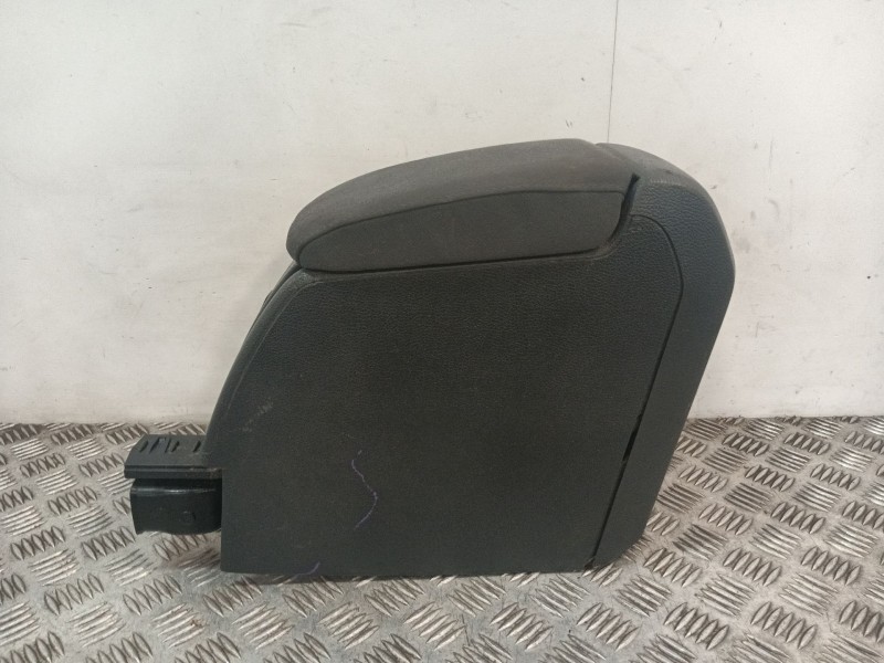 Recambio de apoyabrazos central para volkswagen golf v (1k1) 2.0 tdi referencia OEM IAM 1K5864251C  