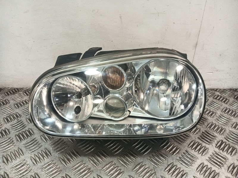 Recambio de faro izquierdo para volkswagen golf iv variant (1j5) 1.9 tdi referencia OEM IAM 1J1941015  