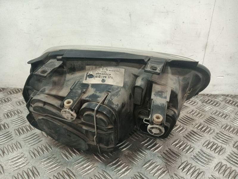 Recambio de faro izquierdo para volkswagen golf iv variant (1j5) 1.9 tdi referencia OEM IAM 1J1941015  