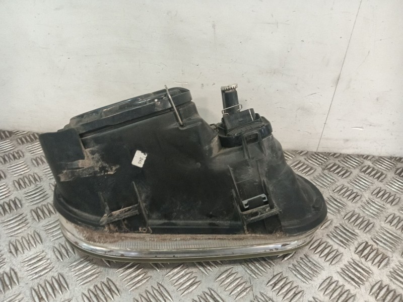 Recambio de faro izquierdo para volkswagen golf iv variant (1j5) 1.9 tdi referencia OEM IAM 1J1941015  