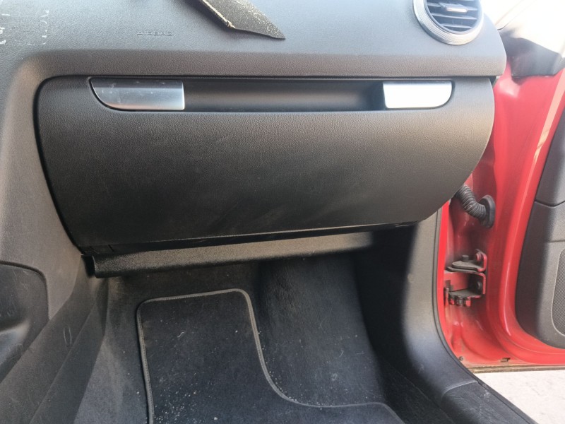 Recambio de guantera para audi a3 sportback (8pa) 2.0 tdi 16v referencia OEM IAM   