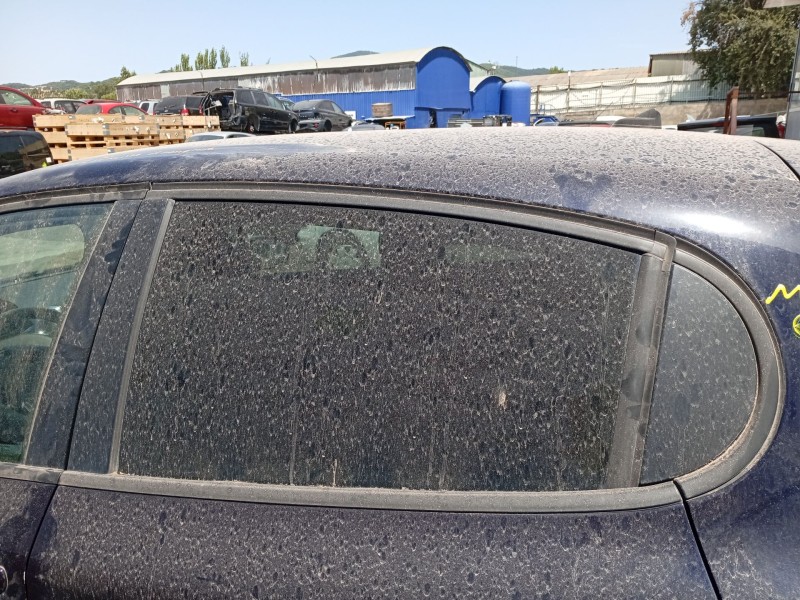 Recambio de luna trasera izquierda para peugeot 208 i (ca_, cc_) 1.2 vti 82 referencia OEM IAM 9673360980  