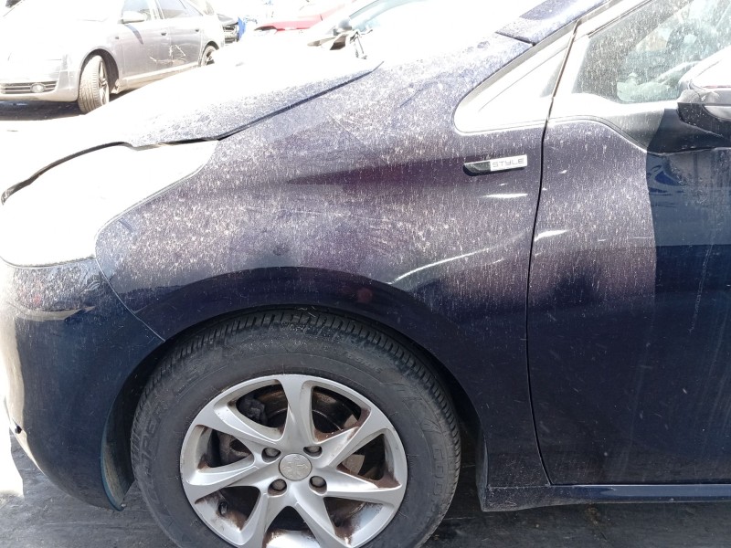 Recambio de aleta delantera izquierda para peugeot 208 i (ca_, cc_) 1.2 vti 82 referencia OEM IAM 9672994980  