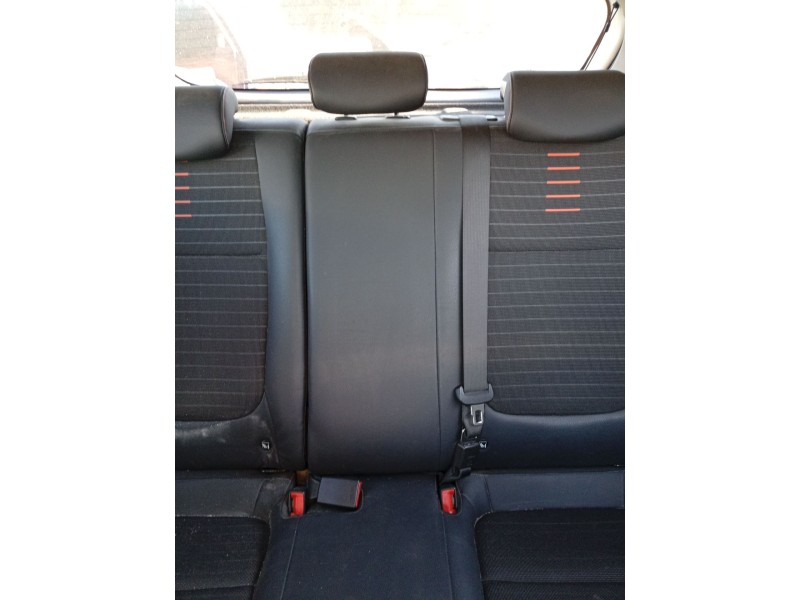 Recambio de cinturon seguridad trasero central para kia stonic (yb) 1.0 t-gdi referencia OEM IAM 89850H8100WK  