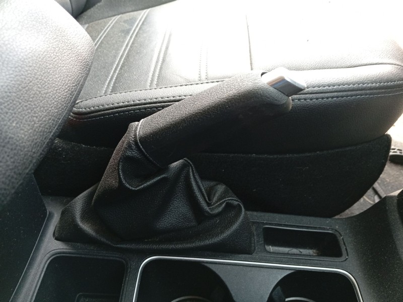 Recambio de palanca freno de mano para ford ecosport 1.0 ecoboost referencia OEM IAM 2483015  