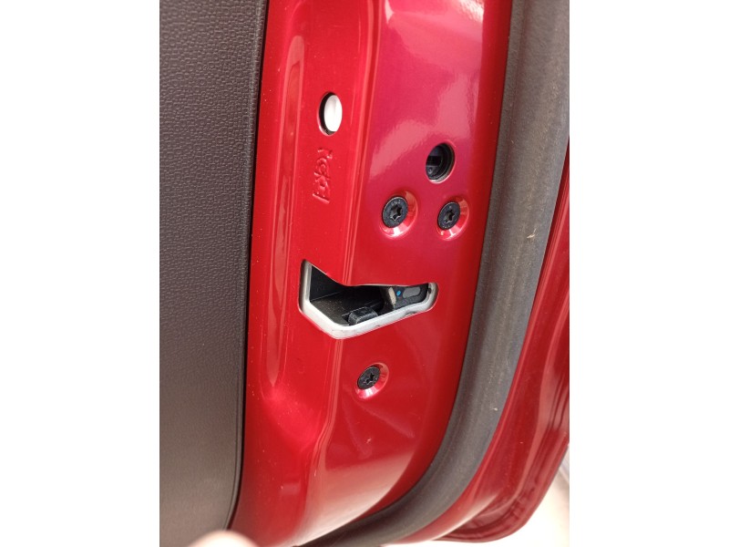 Recambio de cerradura puerta trasera derecha para ford ecosport 1.0 ecoboost referencia OEM IAM 2333640 2099457 