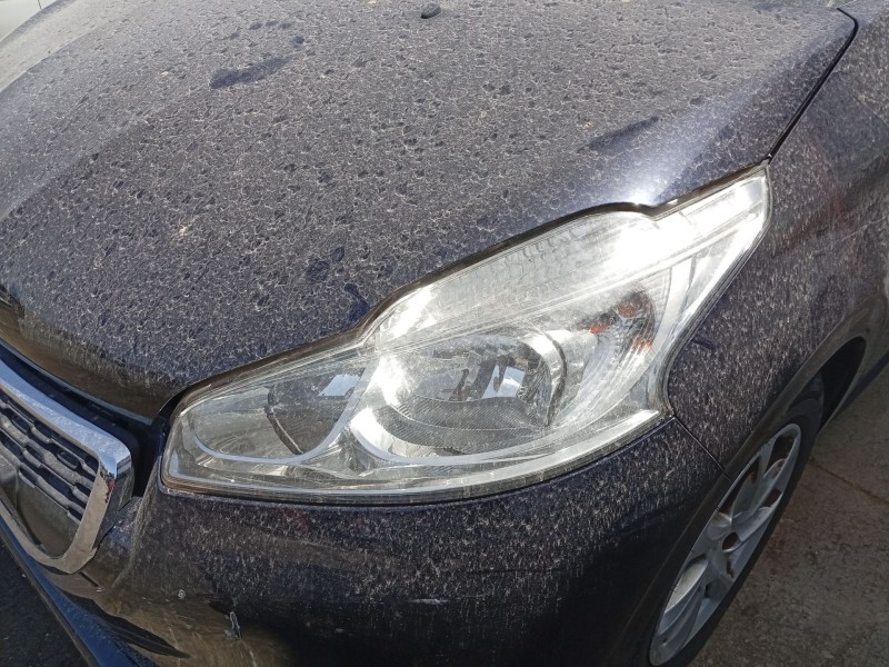 Recambio de faro izquierdo para peugeot 208 i (ca_, cc_) 1.2 vti 82 referencia OEM IAM 1685351580  