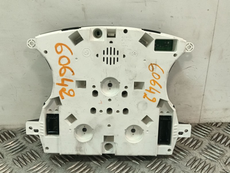 Recambio de cuadro instrumentos para mini mini (r50, r53) one referencia OEM IAM 62116972077 AR0039282 