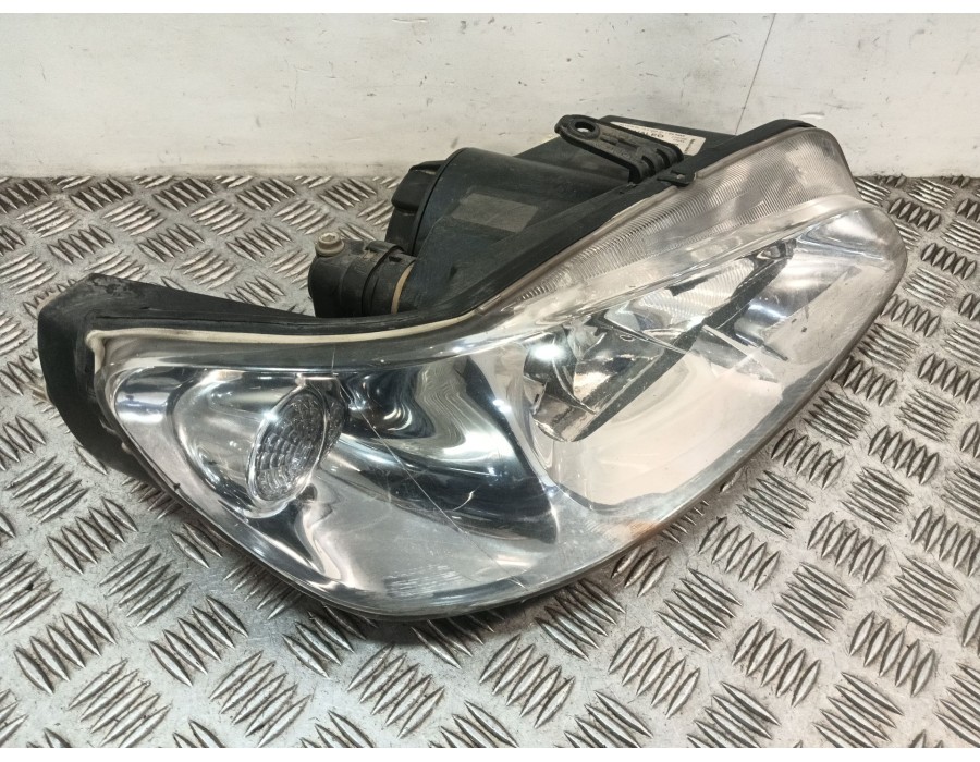 Recambio de faro derecho para peugeot 306 break (7e, n3, n5) 2.0 hdi 90 referencia OEM IAM 89003896  