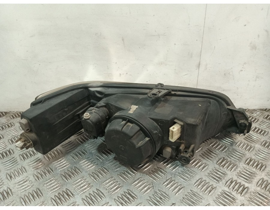 Recambio de faro izquierdo para peugeot 306 break (7e, n3, n5) 2.0 hdi 90 referencia OEM IAM 88203990G  